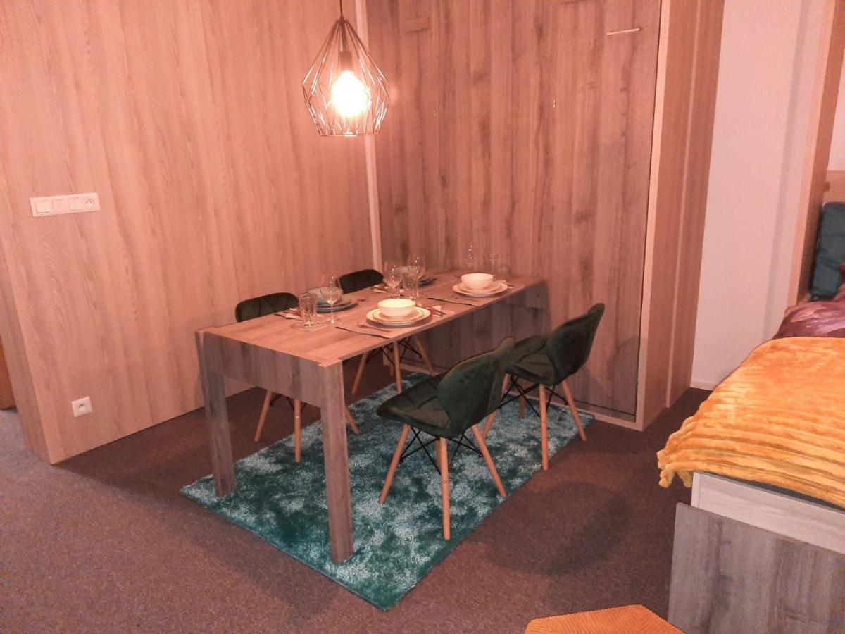 Apartman Artemis Bešeňová Extérieur photo